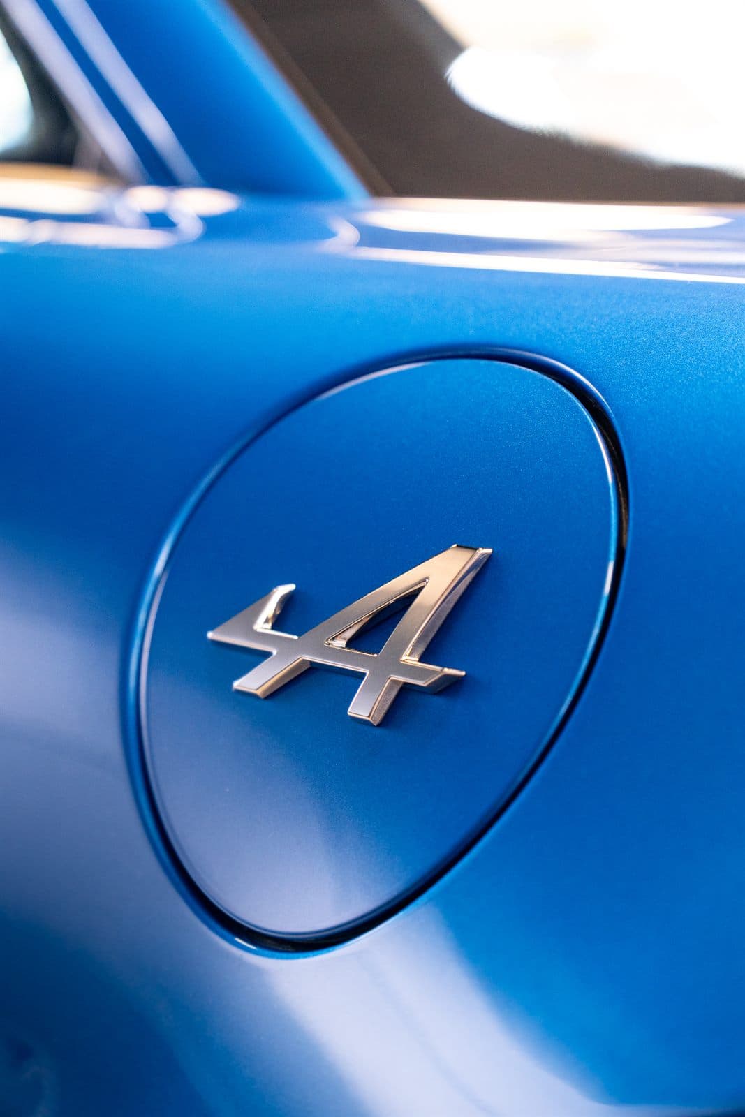 Automobile