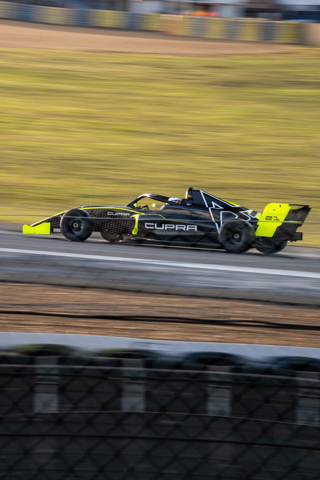 Grand Prix Explorer 3 11